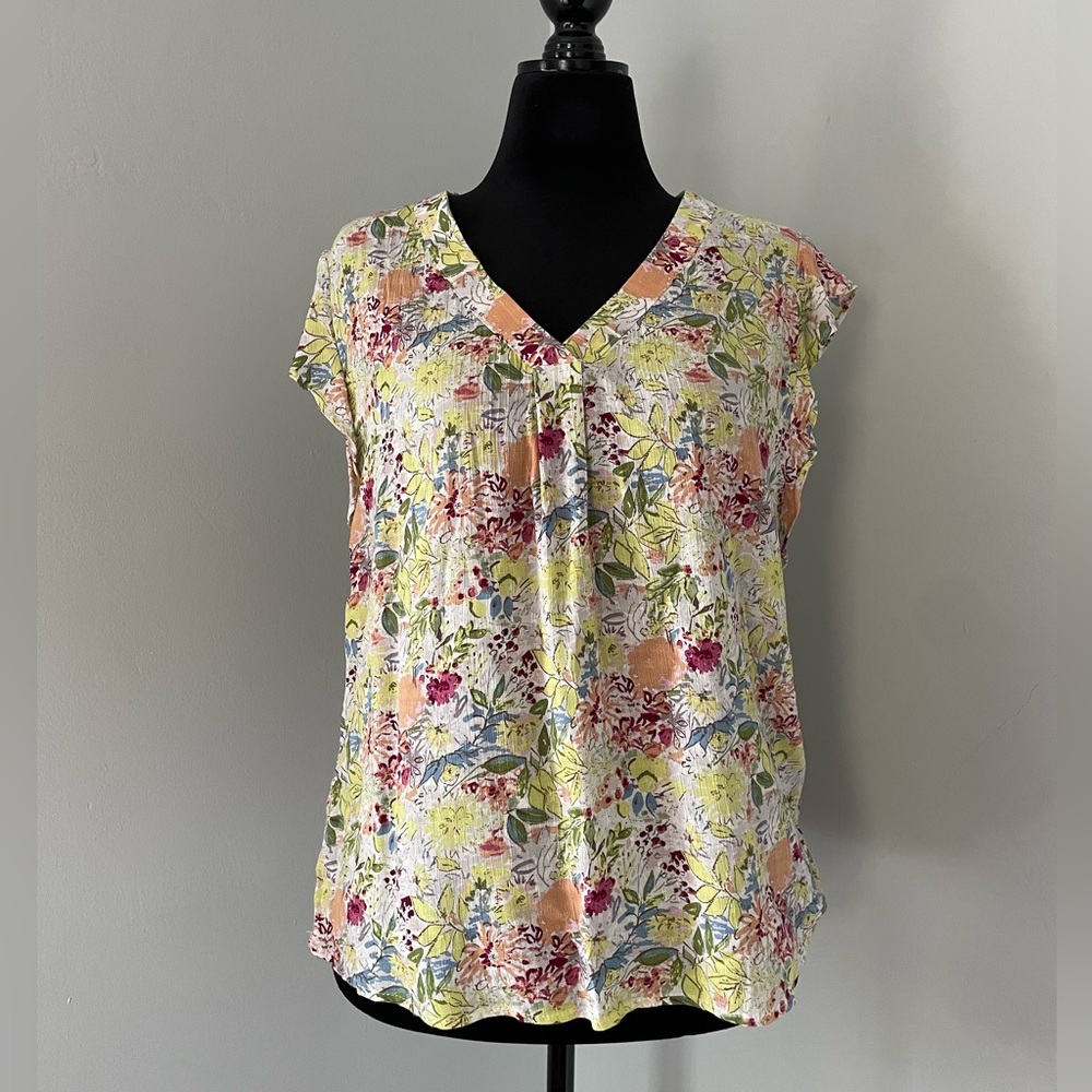 Cynthia Rowley Capped Sleeve - Floral Top - Size Large - EUC